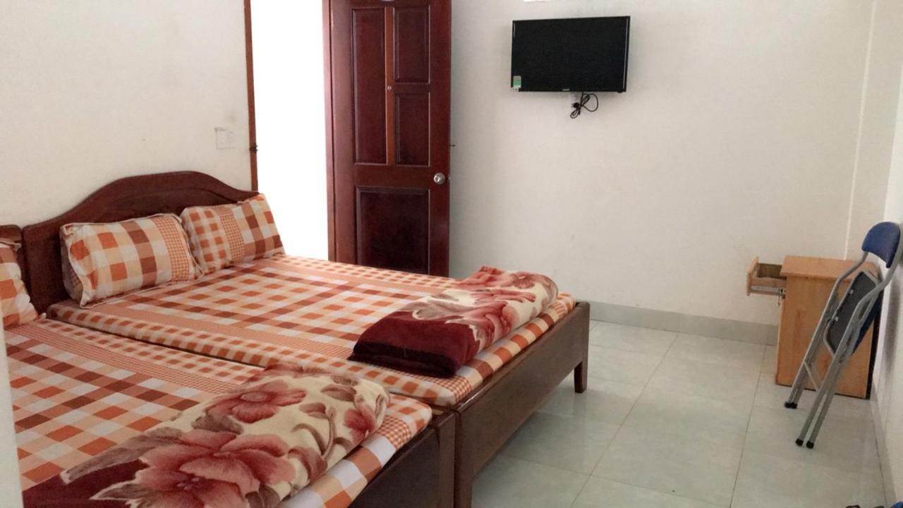 Nhà Nghỉ Hoàng Hoa Buôn Ma Thuột Extérieur photo